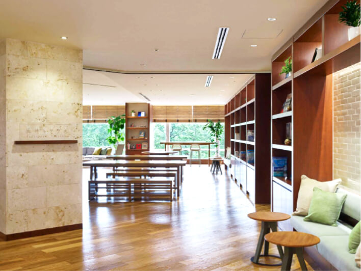 Space photographer Kei Takashima with a board